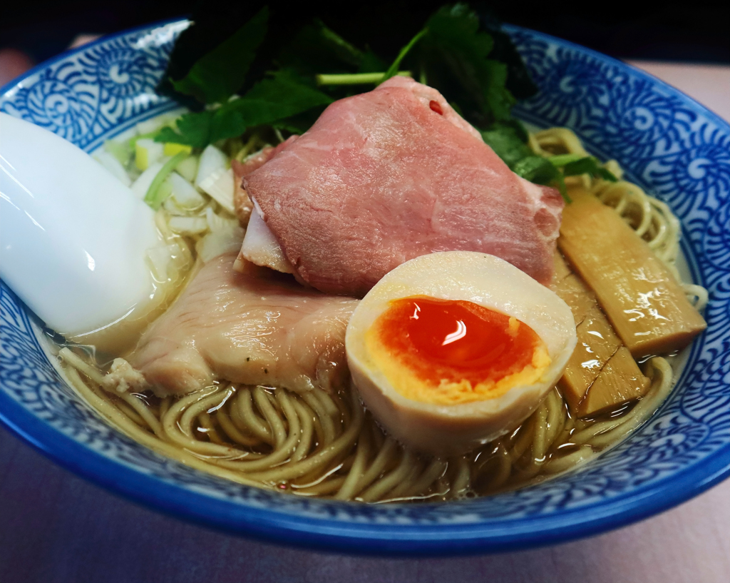 中華そば よしかわ　煮干しそば白醤油