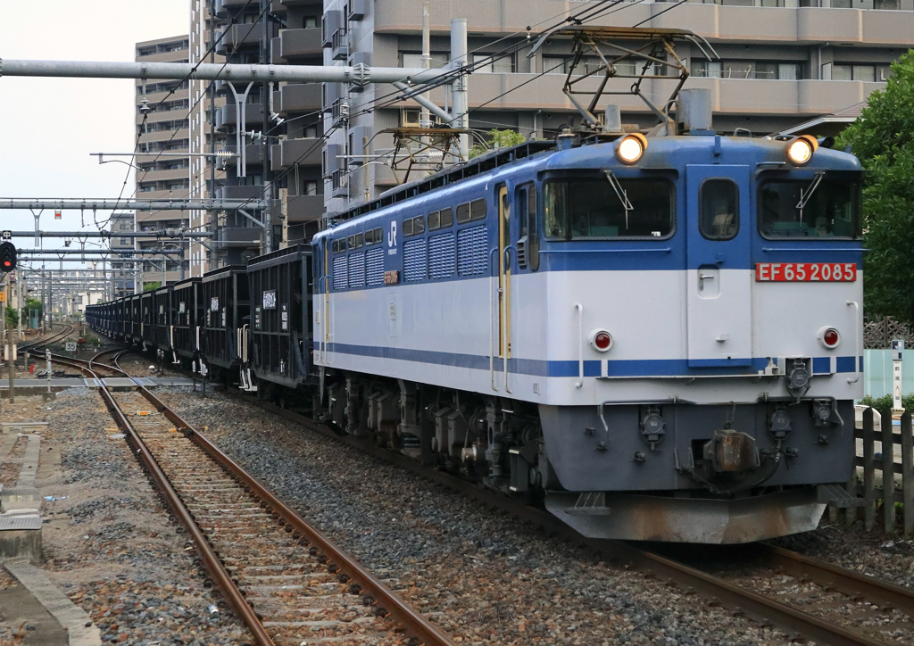 EF65-1085