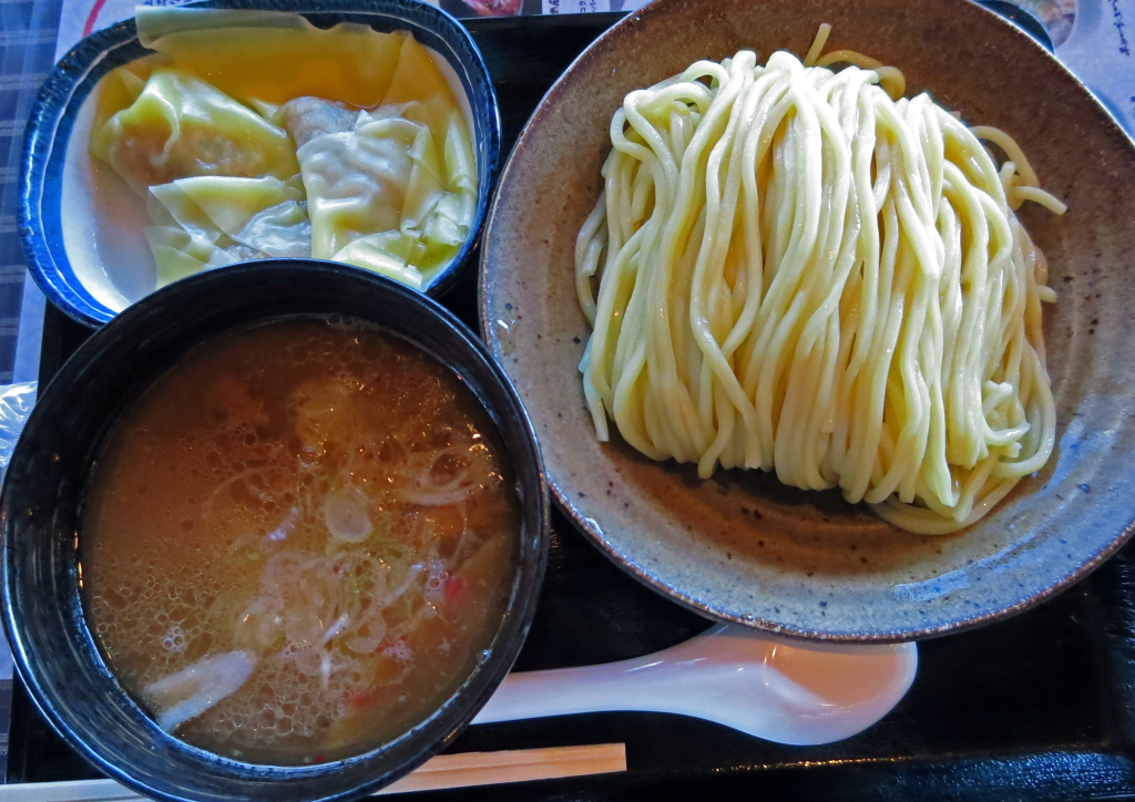 ワンタンつけ麺