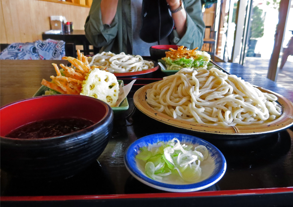 野菜天うどん大盛り