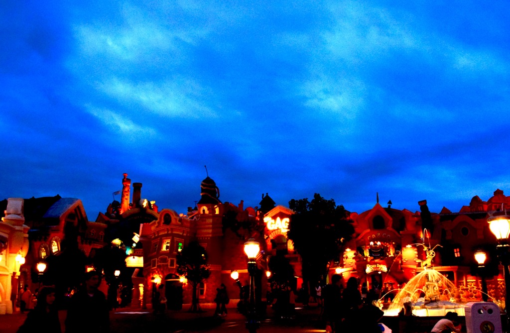 ディズニーランドの夜