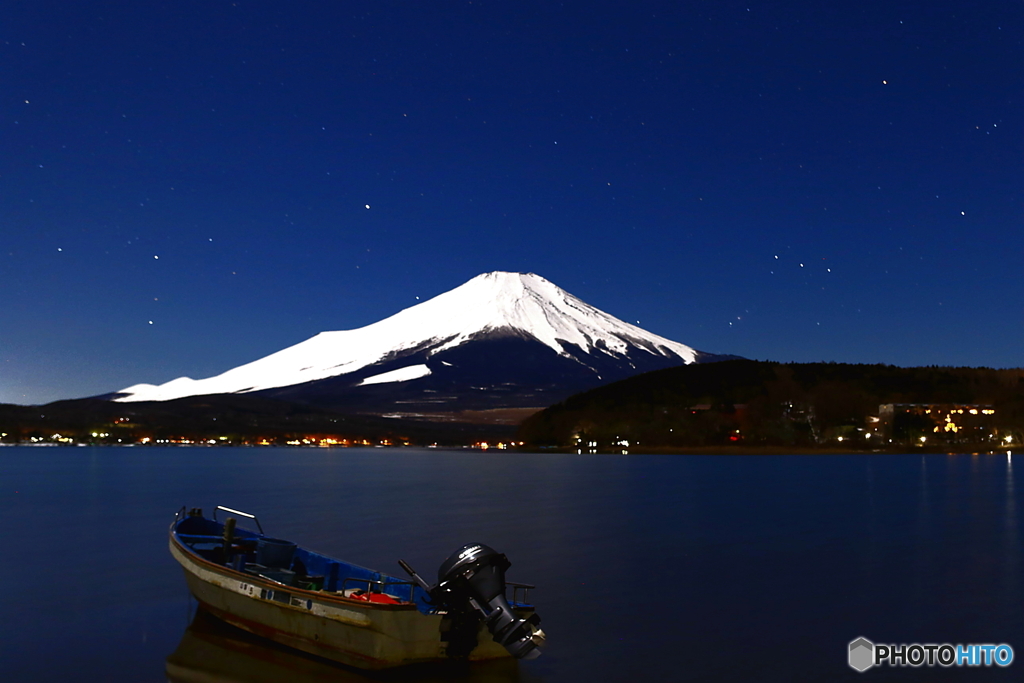月明りの富士山