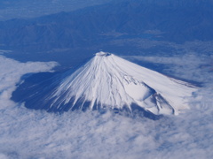 雲上の富士