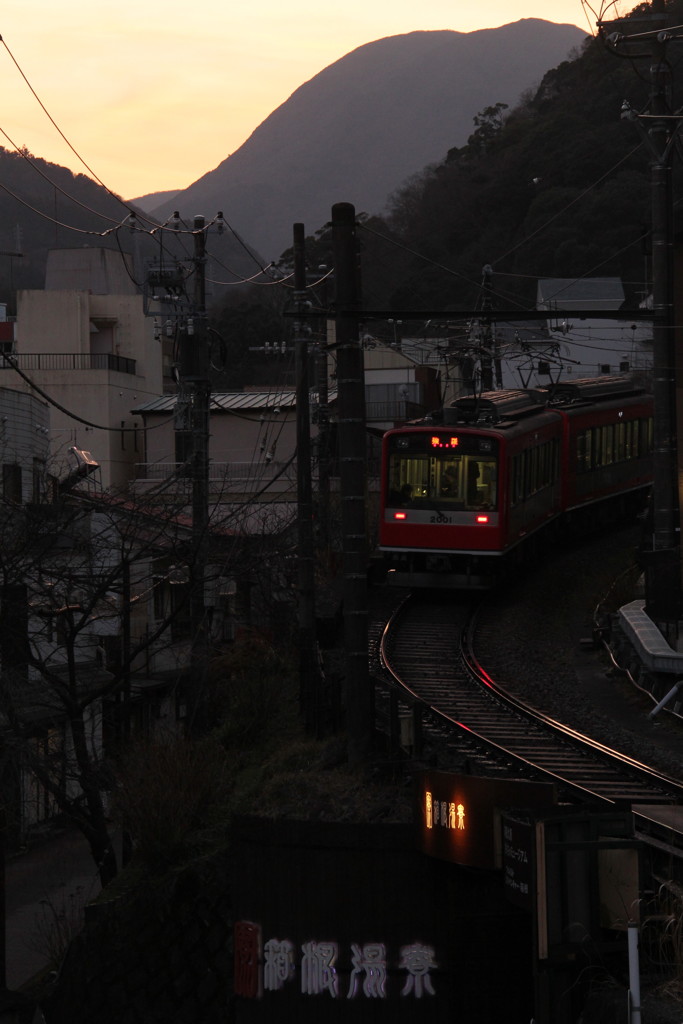 天下の嶮の登りくち