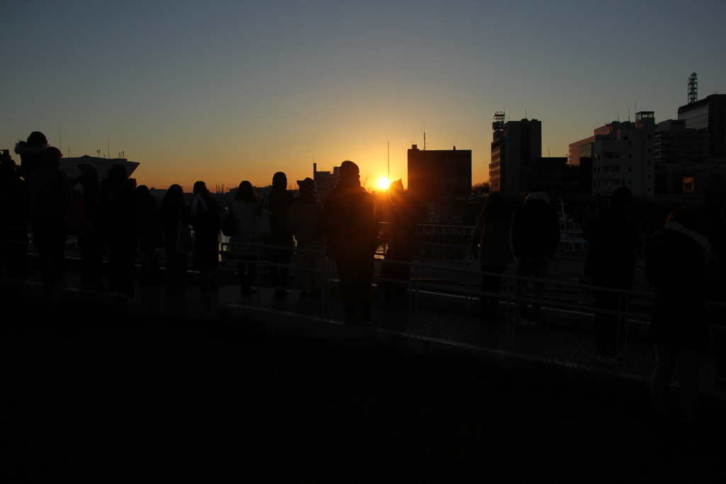 2017年の夜明け