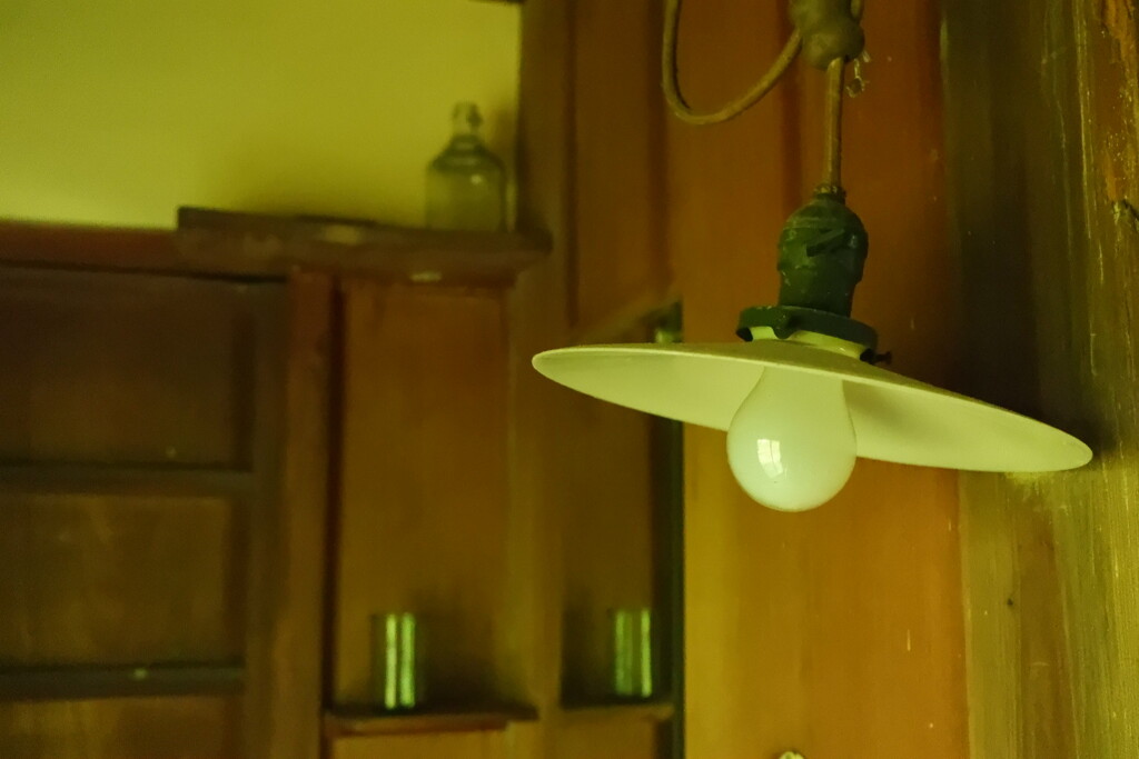 はだか電球