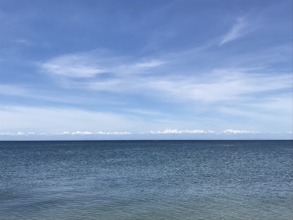 青い海…青い空
