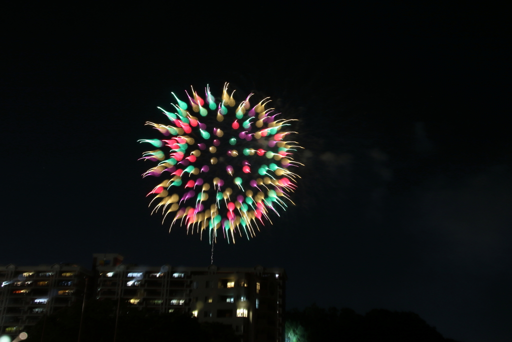 せともの祭り花火２