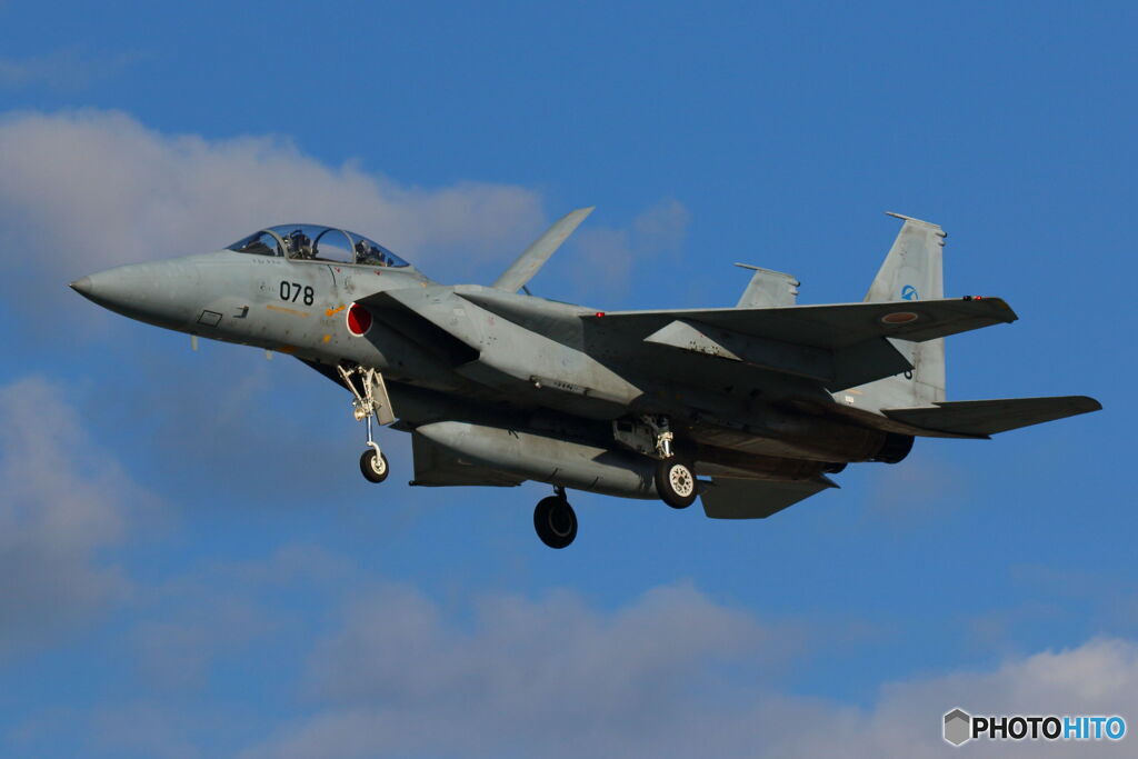 F15