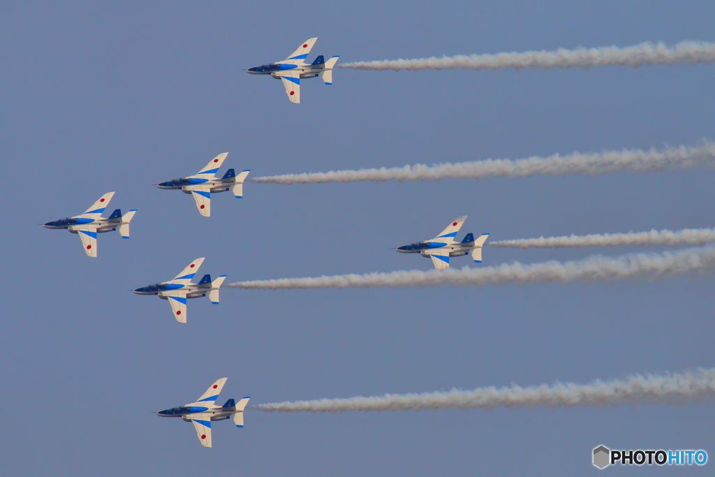 2017KOMAKI航空祭　ブルー旋回