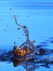 水しぶきの彫刻２