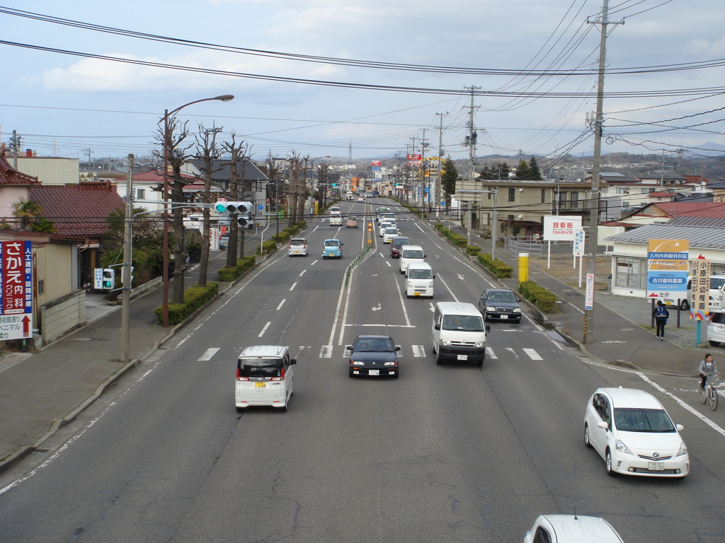 どこかの道路