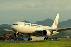 出雲空港　東京便到着01