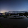 棚田と満月と夜景