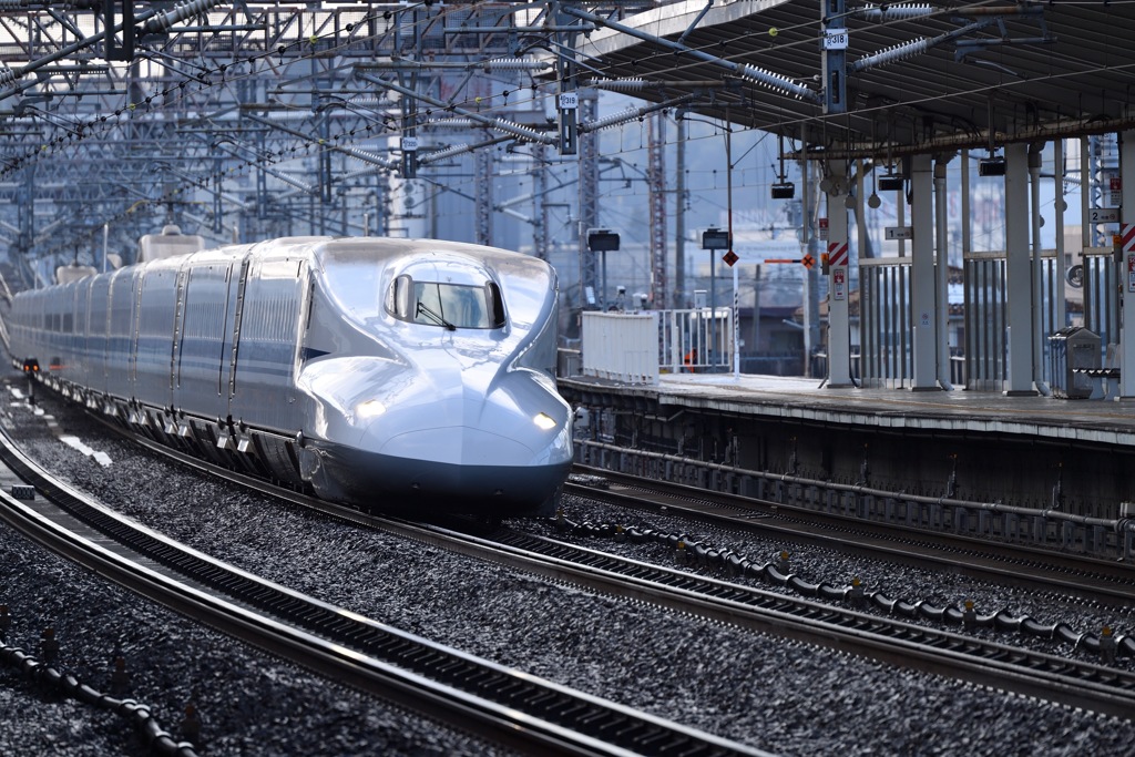 米原駅 新幹線2