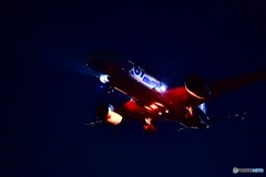伊丹空港の夜 787