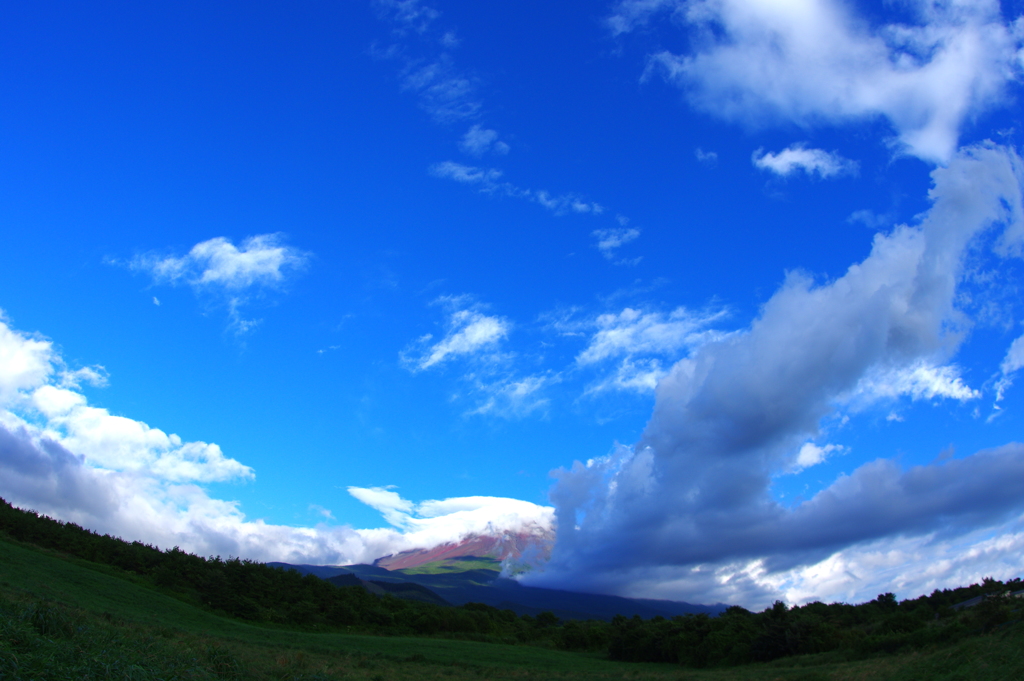 雲に抱かれて