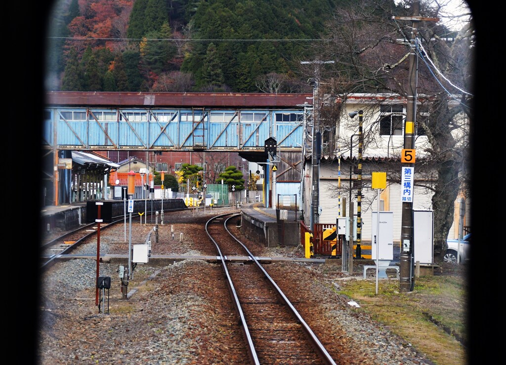 跨線橋生野駅