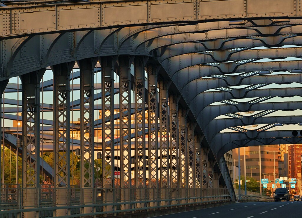 巨大橋