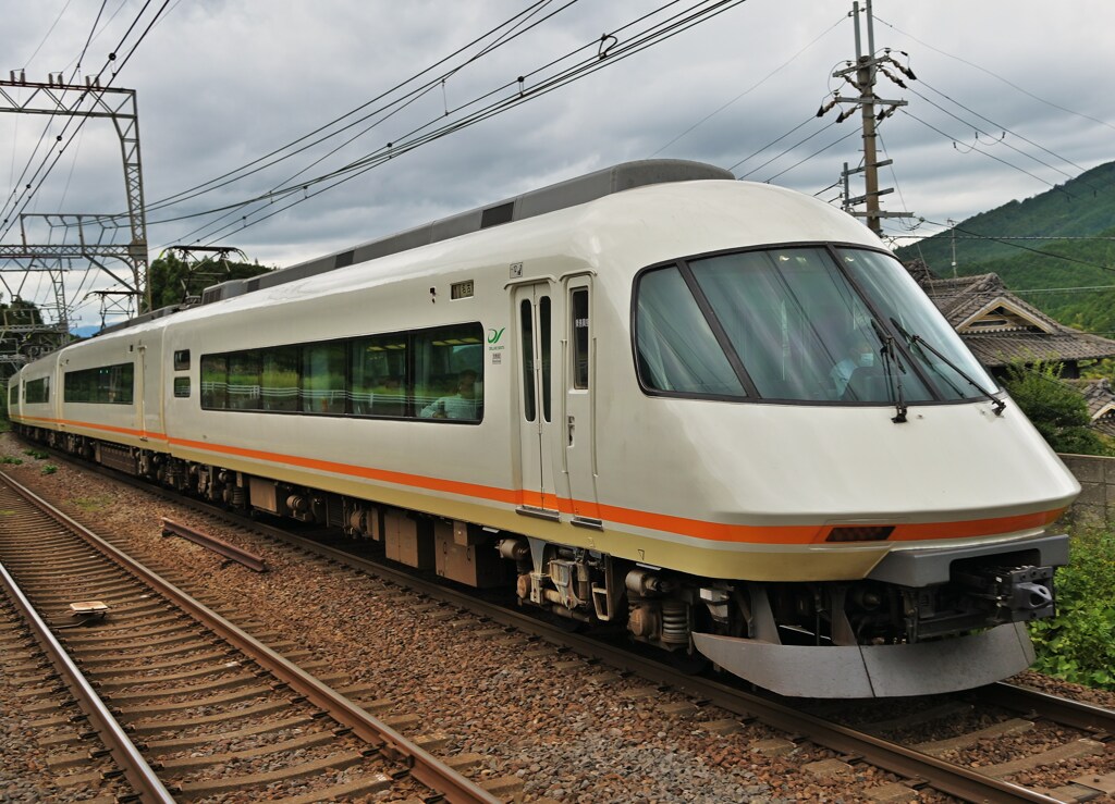 アーバンライナー