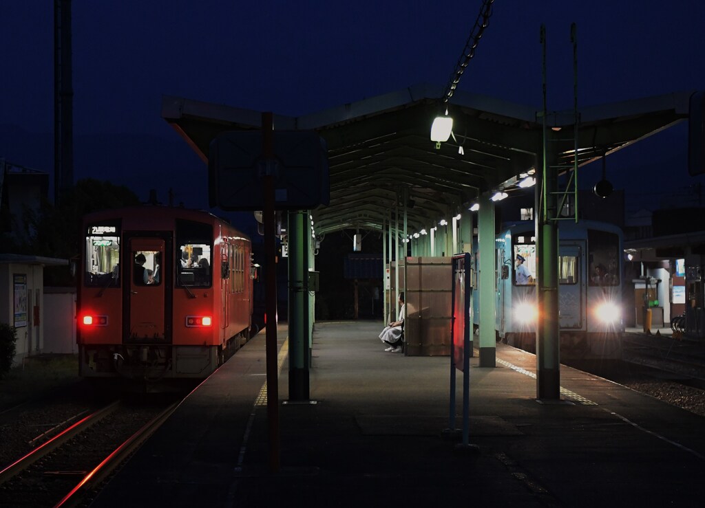 夜の駅