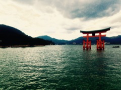 厳島神社