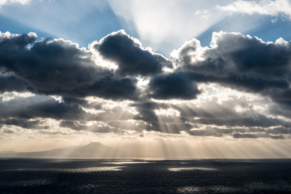 雲と海と太陽