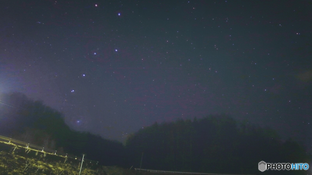 山に沈む北斗七星