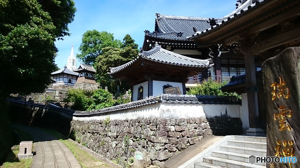 教会と寺院