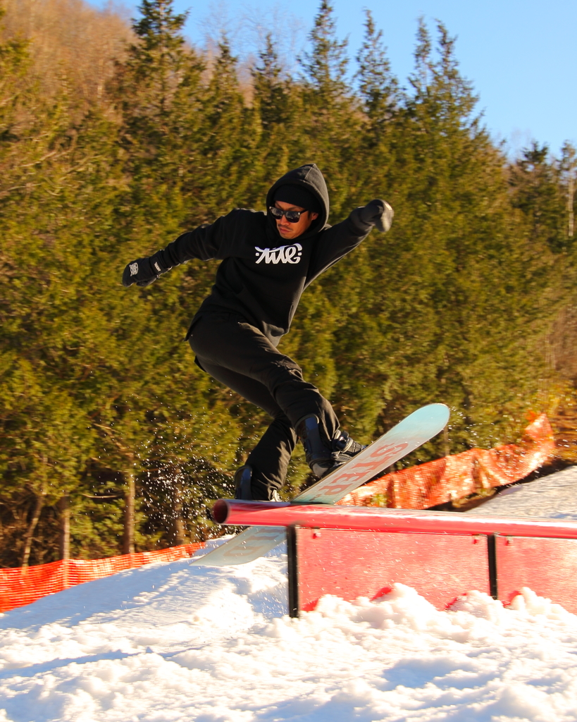 The Day "short-rail B/S"
