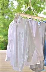 ベランダのワイシャツ
