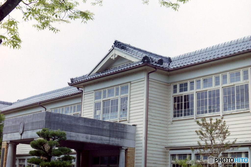 旧・甲良東小学校本館