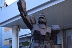 某駅前の銅像