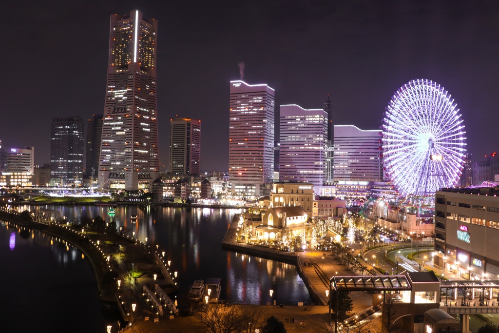 横浜みなとみらいの夜景