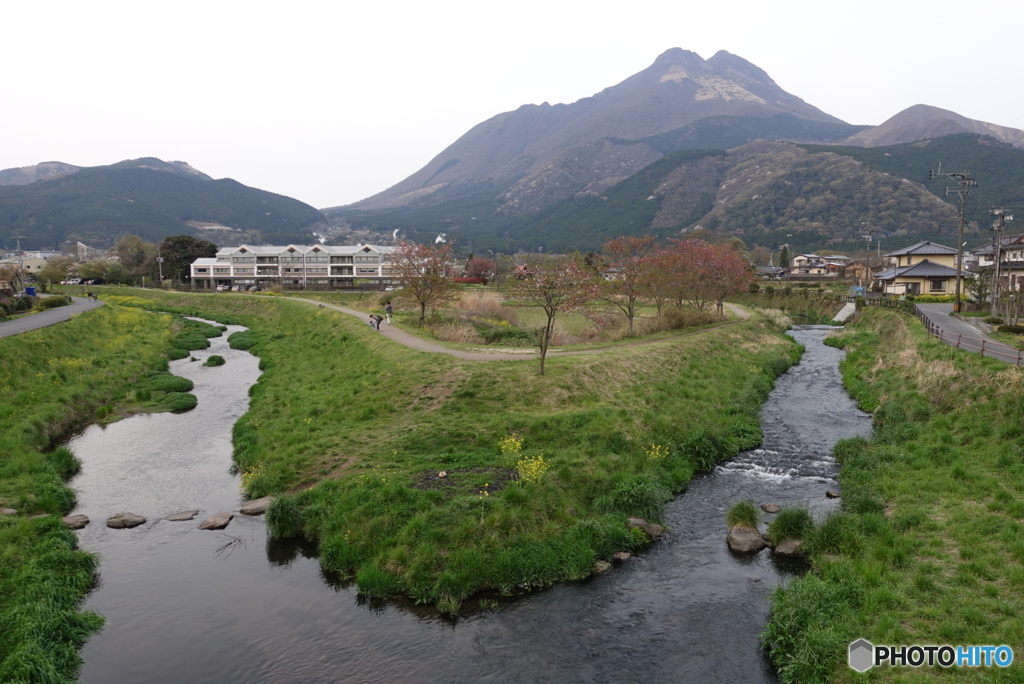 小川