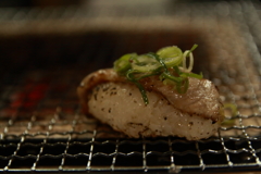 炙り肉寿司