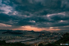 台風一過の夕照