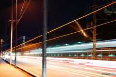 光の軌跡と明石海峡大橋
