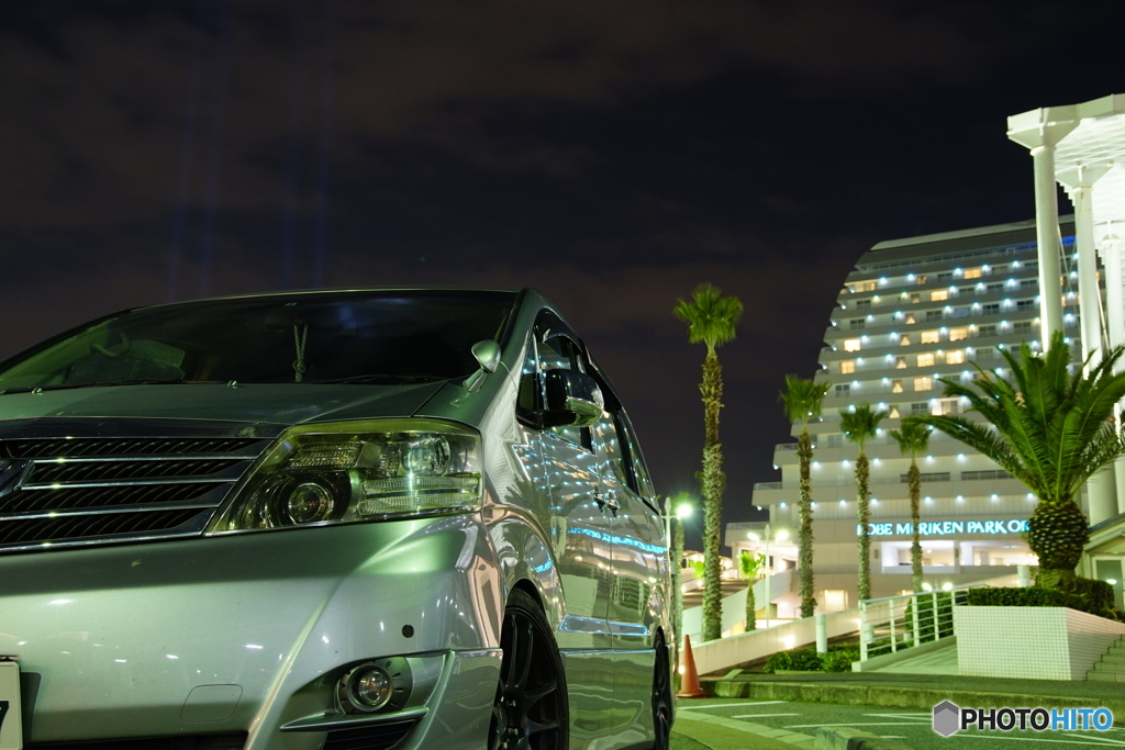 車と夜景