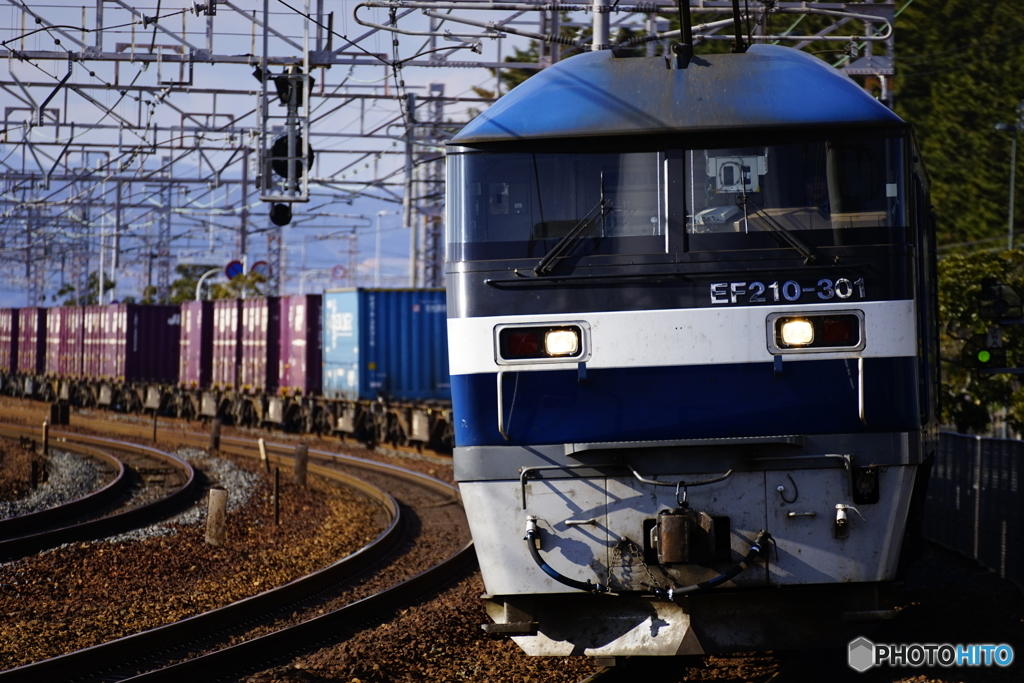 EF210-301