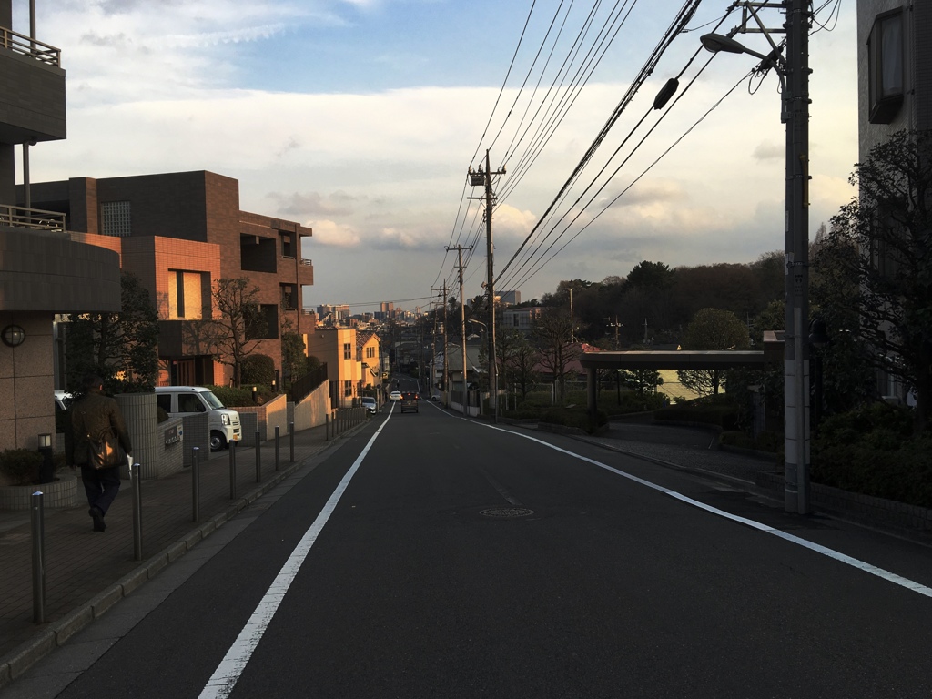 明日への道のり。