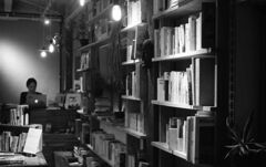 Old book store 1003_Leica III