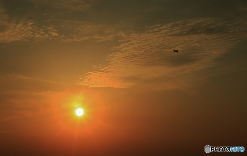 茜色の空へ