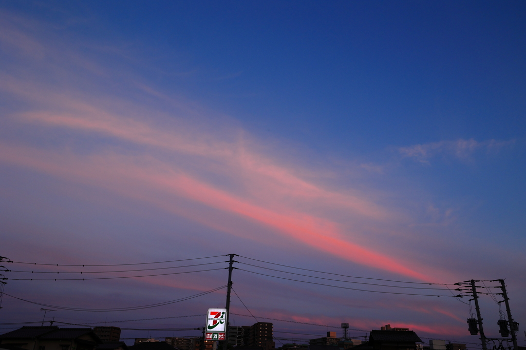 夕焼けの波