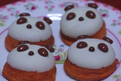 そんな目で見つめないで！