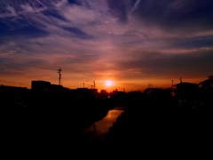 猿渡川の夕陽　＠里町