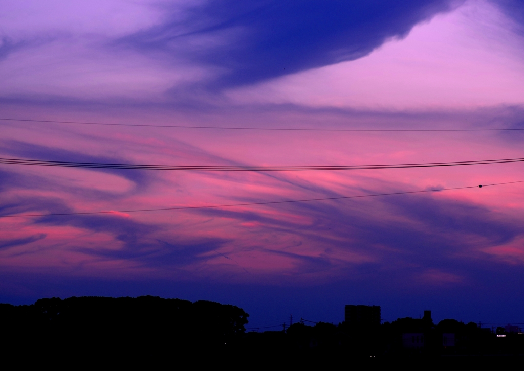 梅雨明けの夕暮れ