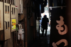 背中