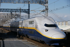 上越新幹線　E4系