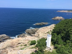 灯台から日本海を望む